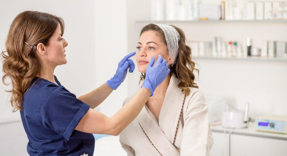 Ästhetische Behandlung Gesicht